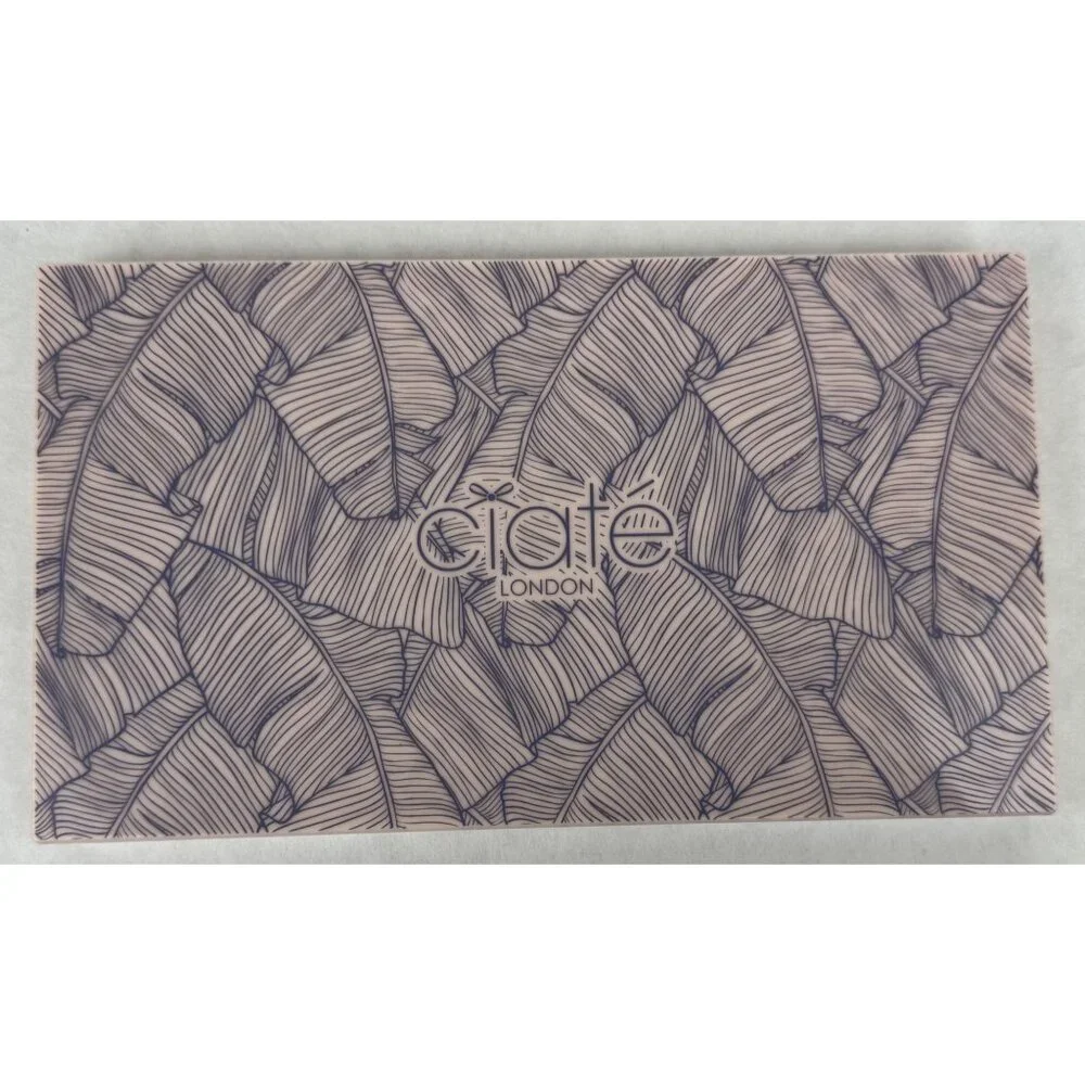 Ciaté London The Editor Palette New England 18-Shades Eyeshadow Palette NEW